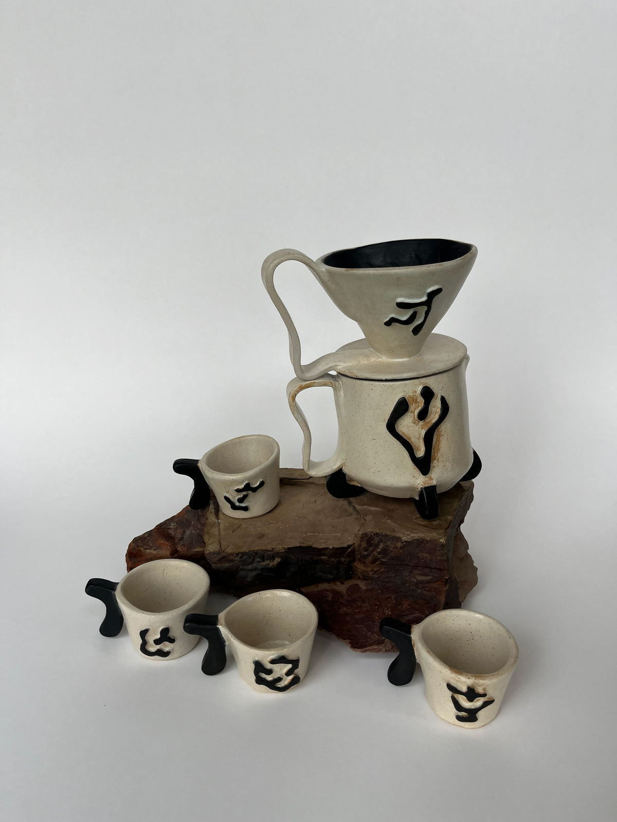 Set Completo — jarra + dripper + 4 tazas